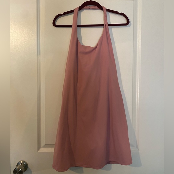 Halara In My Feels halter dress with built in shorts - Picture 4 of 4